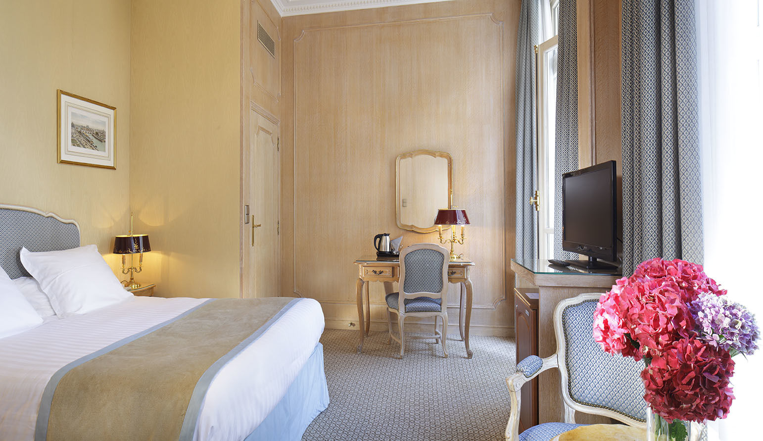 Hotel Chateau Frontenac Paříž Pokoj fotografie